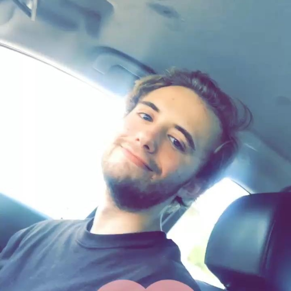 Meet your Posher, Zach